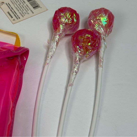 Four (4) Pink Pouches, Pens & Flower Note Pads & 3 Long Stick Lollipops NEW - Picture 7 of 9